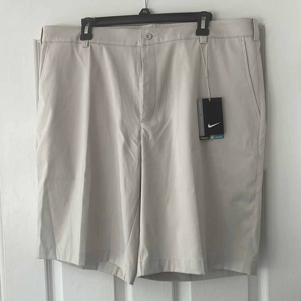 Mens Nike Dri-Fit golf shorts